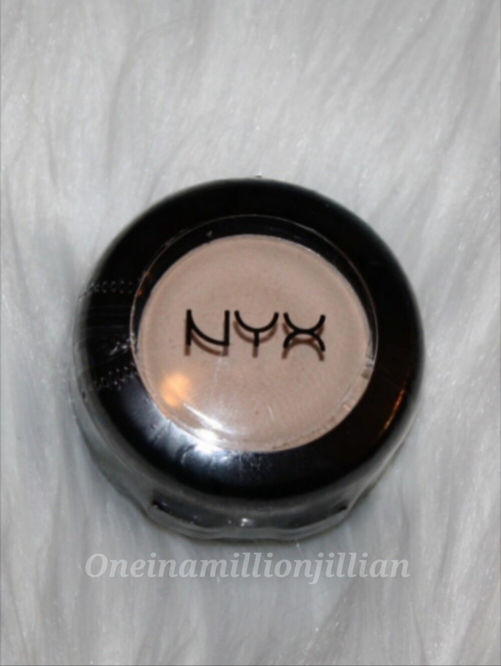 NYX Eyeshadow Single - Vixen